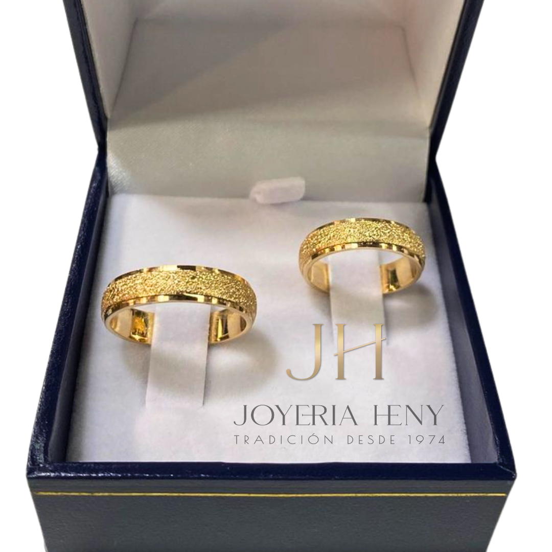 Argollas Satinadas Oro Amarillo 18k – 4 mm